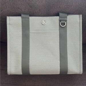 lululemon athletica Gray Eucalyptus/Ivory Canvas Tote 10L Large